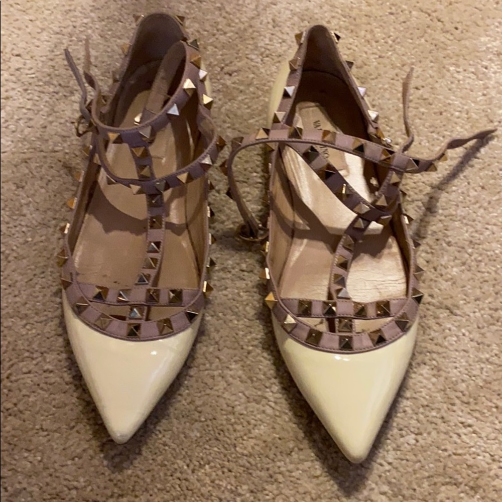Authentic Valentino studded patent flats sz 8
